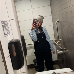 Meet your Posher, Makenzie